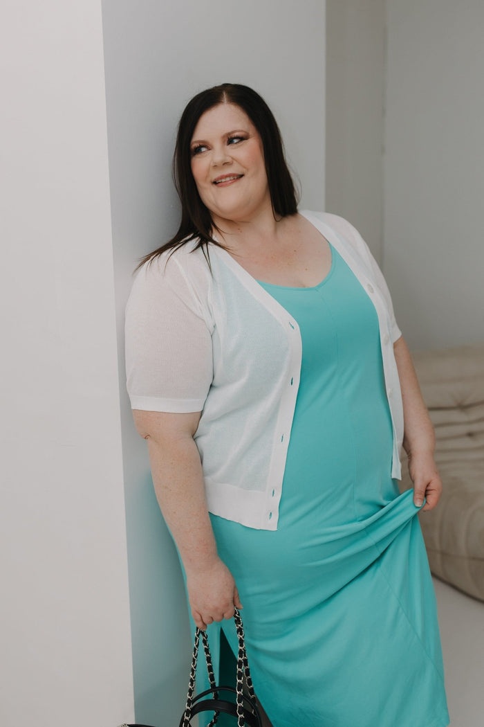 BUTTON FRONT LIGHTWEIGHT CARDIGAN IN ECRU - Love Marlow
