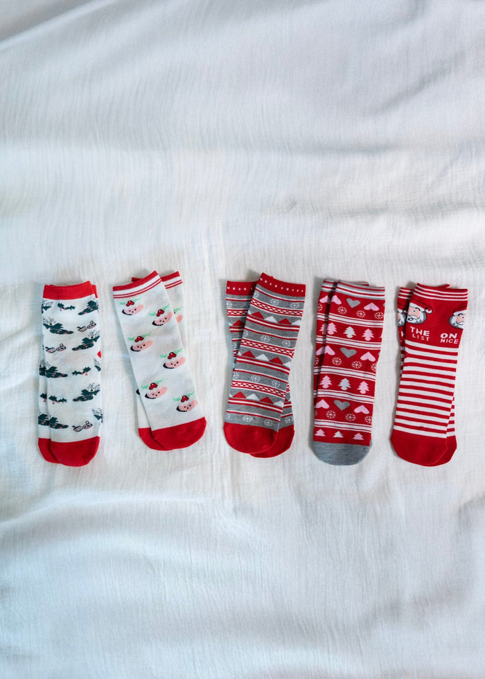 CUTESIE HOLIDAY PATTERNED SOCKS - Love Marlow