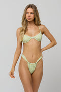 Dillan in Zest
