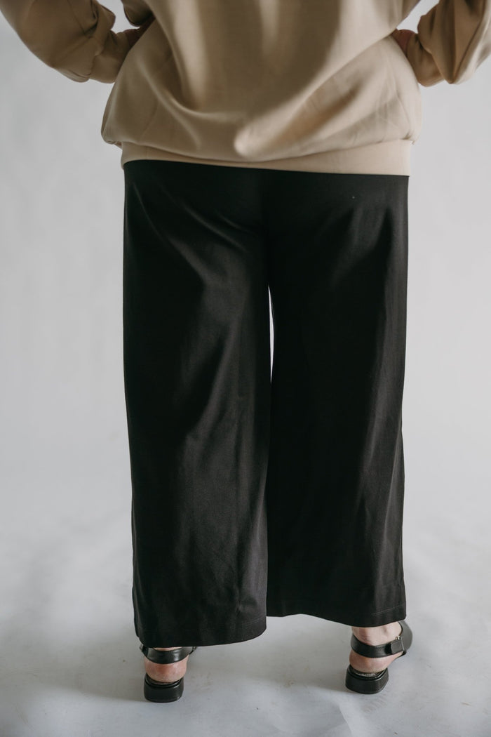 HIGH WAIST WIDE LEG CROPS IN BLACK - Love Marlow