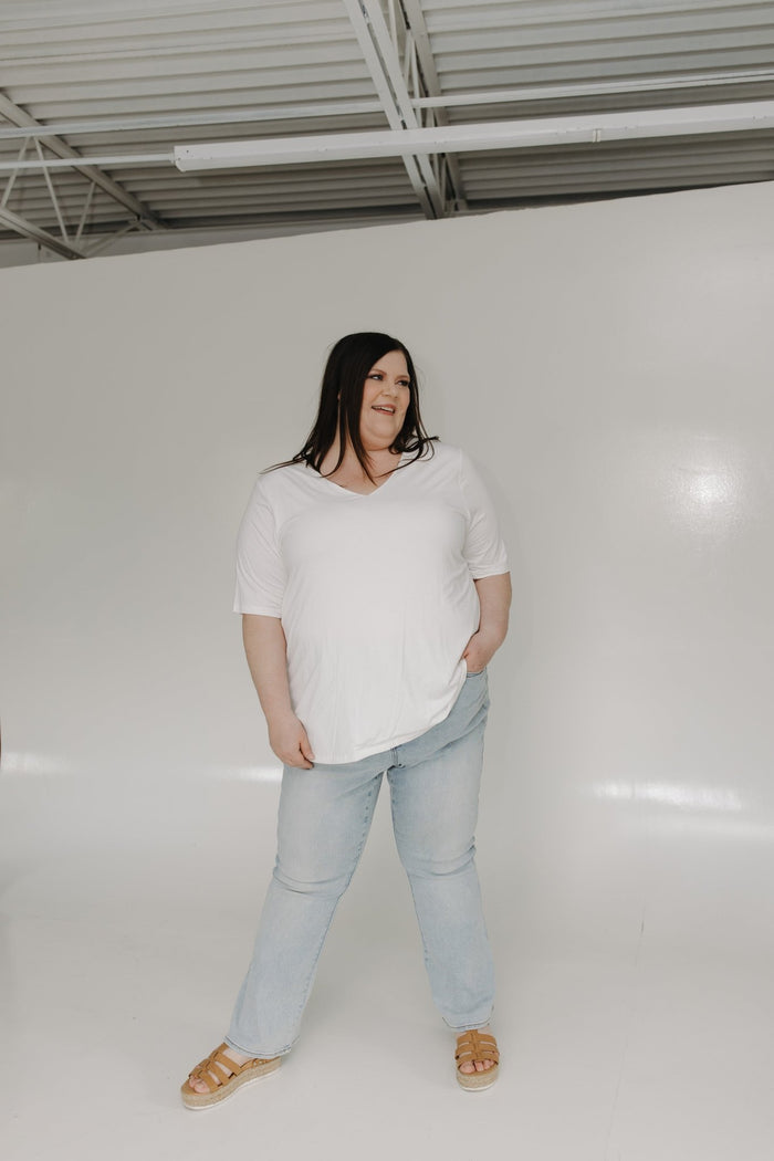 JUDY BLUE TUMMY CONTROL LIGHT WASH BOOTCUT JEANS IN SHORT - Love Marlow