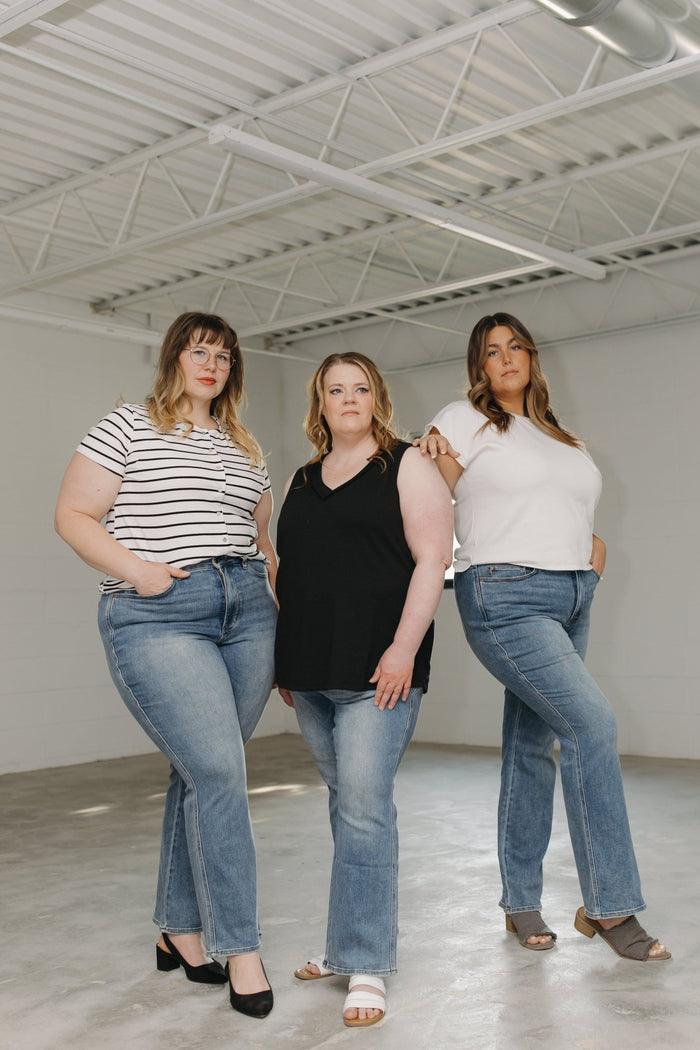 JUDY BLUE TUMMY CONTROL MEDIUM WASH BOOTCUT JEANS IN SHORT - Love Marlow