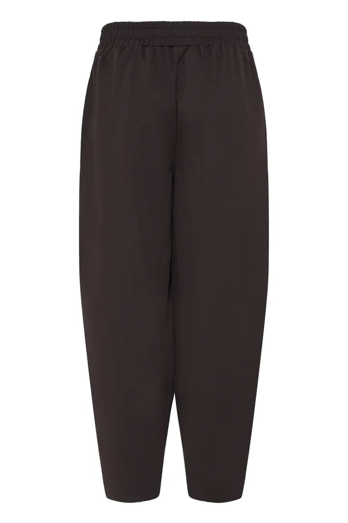 Kate Barrel Leg Pants (Chocolate Torte)