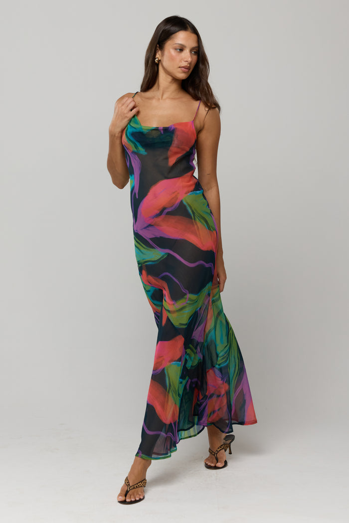 Margot in Chiffon Mai Tai