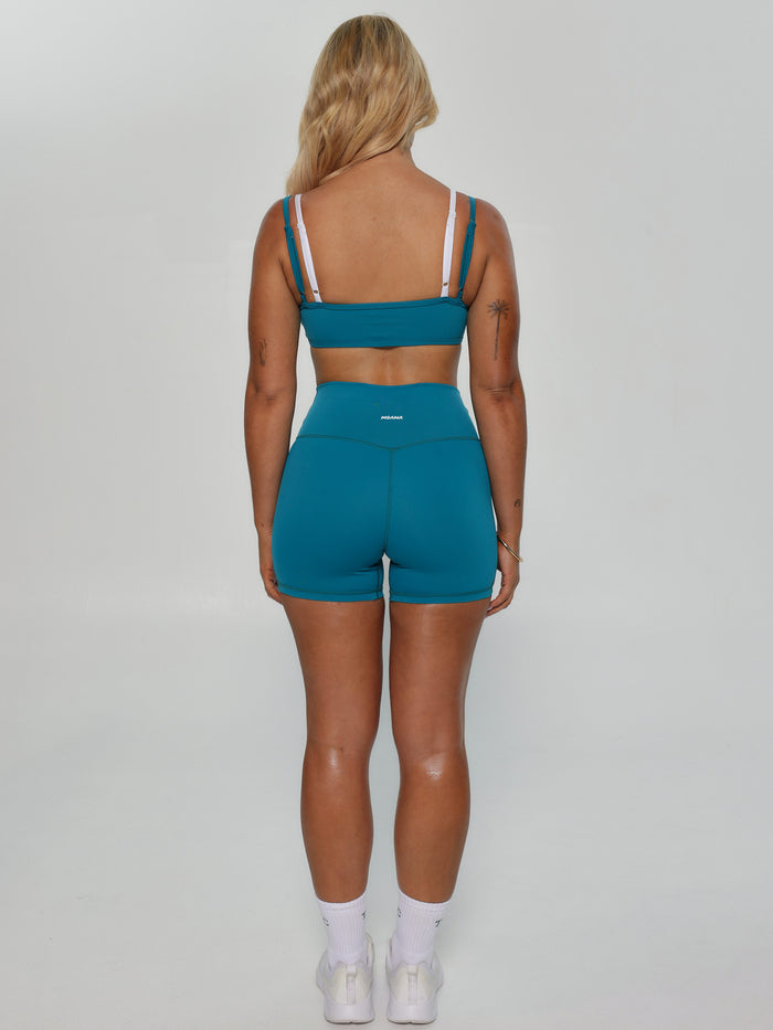 OCEANA LAYERED CROP