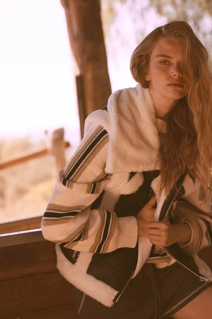 Ride the Wind Vegan Leather Faux Fur-Trimmed Vest - ShopPromesa