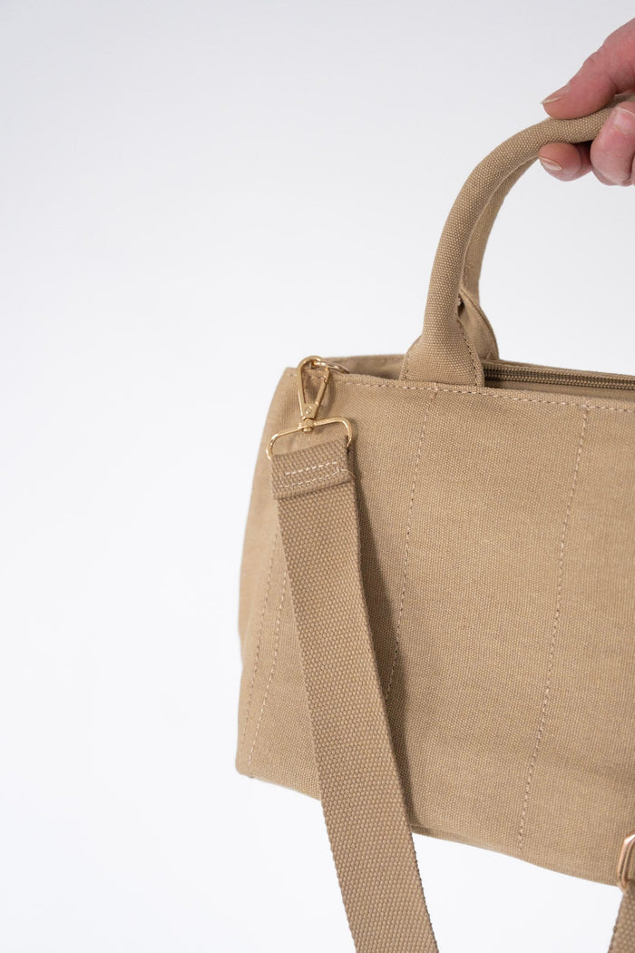SOLID MEDIUM CANVAS TOTE BAG IN NATURAL - Love Marlow
