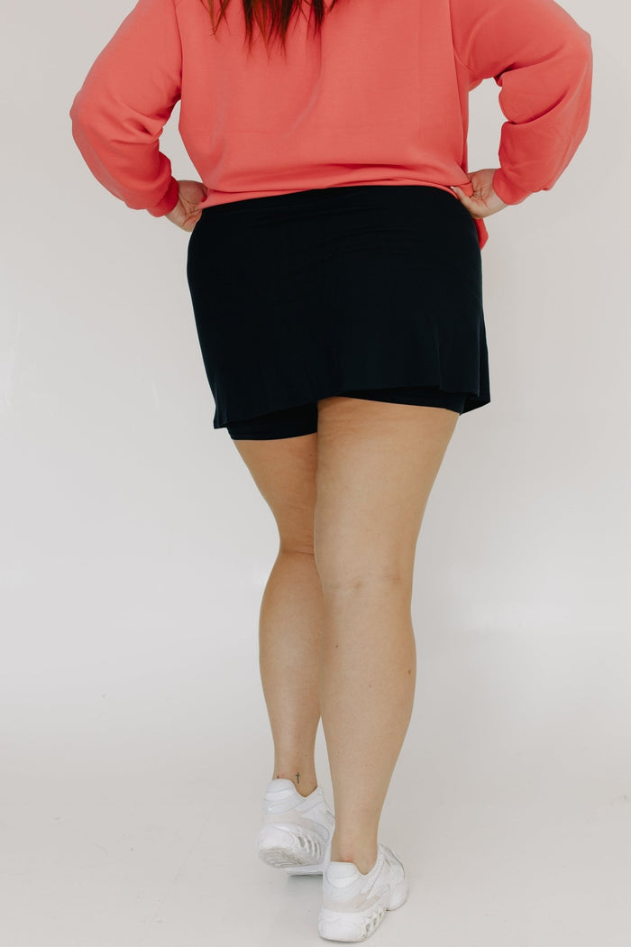 SPANXsmooth™ OnForm Skort in Barely Black - Love Marlow
