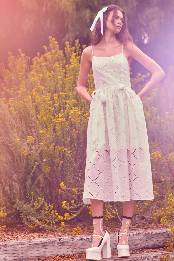Sunday Girl Eyelet Lace Bow-Detail Midi Dress - ShopPromesa