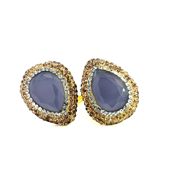 Lavender Dyed Sapphire Gold