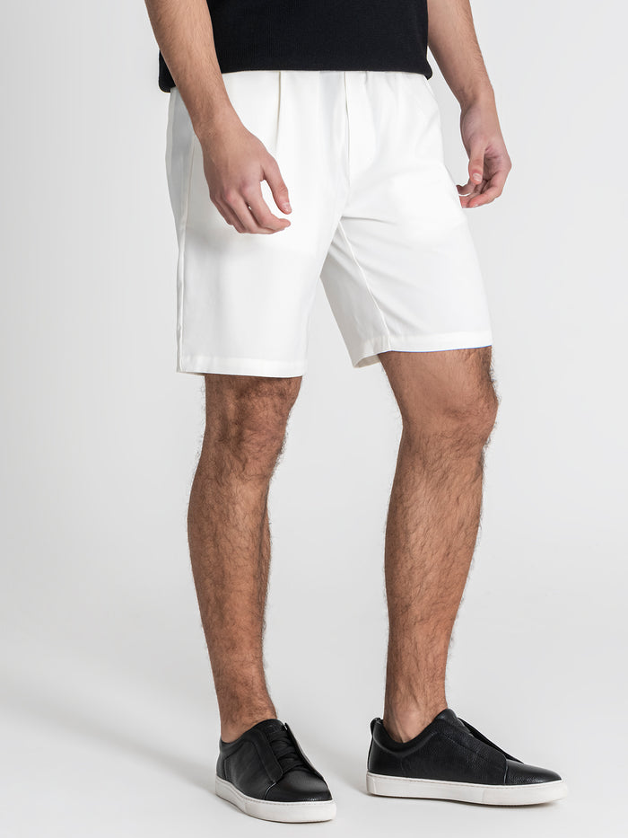 shorts / White Essential Shorts