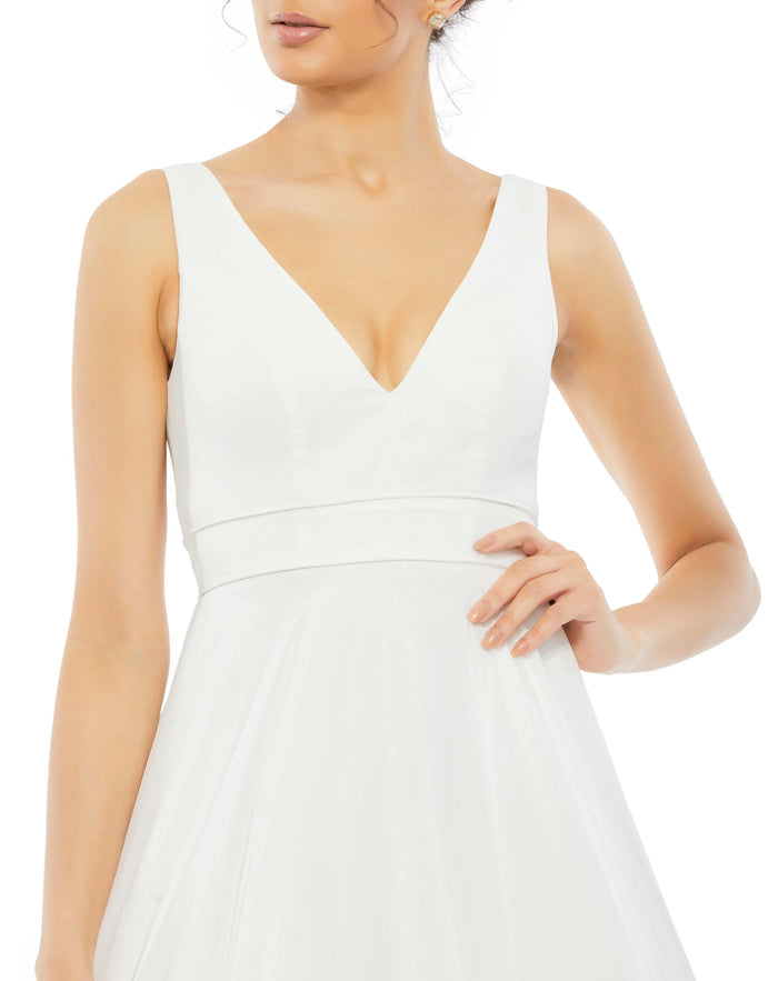 White Sleeveless V Neck Chiffon Ball Gown - Ieena for Mac Duggal